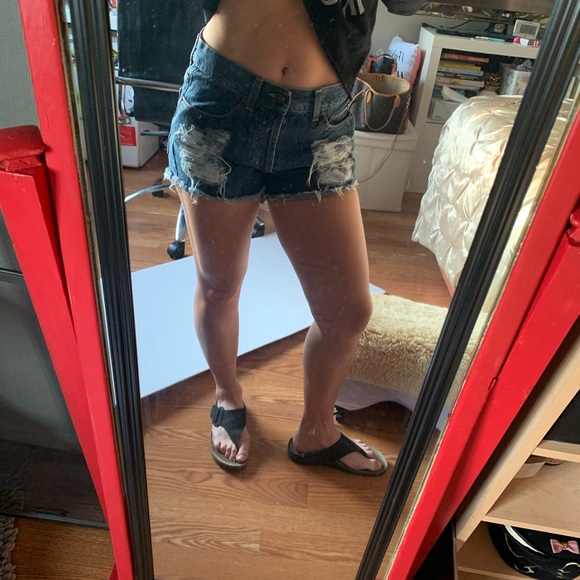 Rolling Stones top and ripped jean shorts size M - Picture 7 of 7